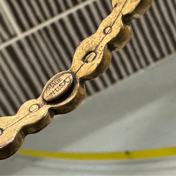 Oscar de la Renta Gold Beaded Stretch Bracelet Set - Picture 4 of 6